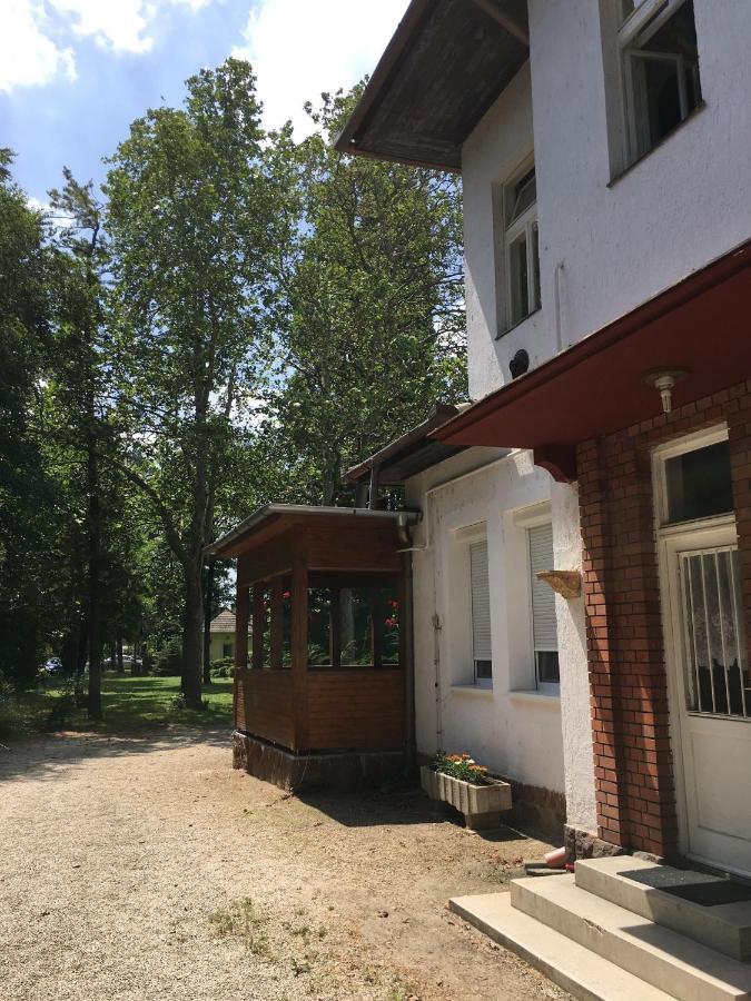 Honved N4. Apartman Balatonlelle Exterior foto